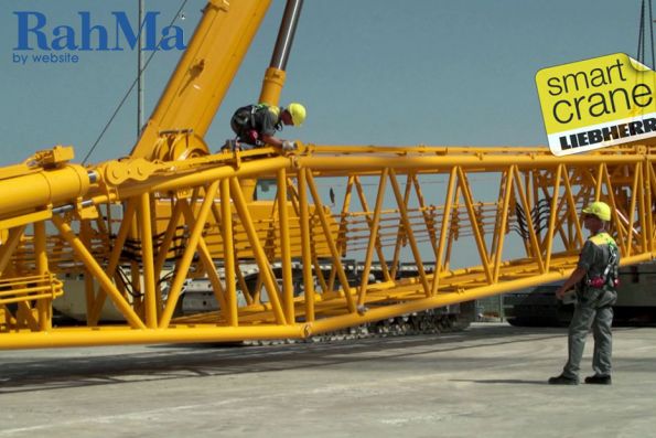 23 تاور کرین لیبهر در پروژه توسعه فرودگاه در سانتیاگو شیلی