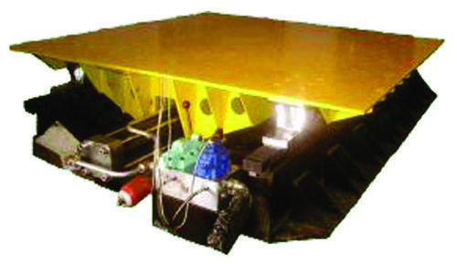 میز لرزه دو محوره