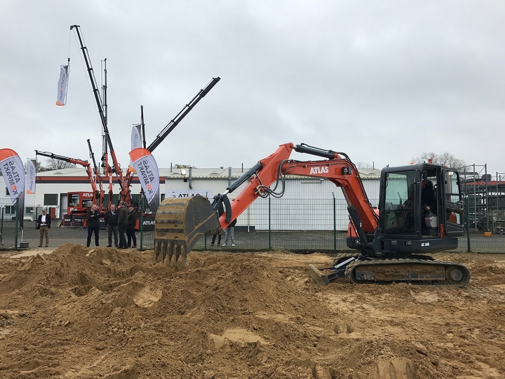 مینی بیل AC 20B